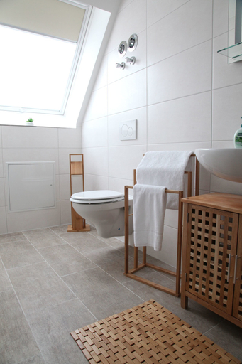 Bathroom 4, Schwaben Apartment, Esslingen
