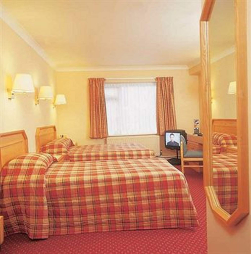 Bedroom 16