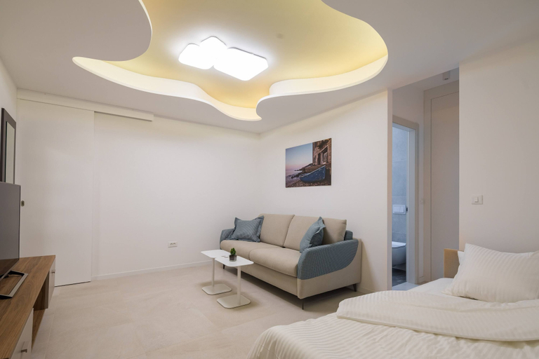 Bedroom 3, Luxury Villa Juliet with Heated Pool, Milna
