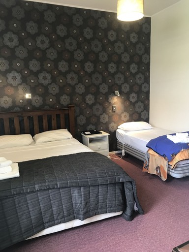 Bedroom 2, Criterion Club Hotel, Central Otago
