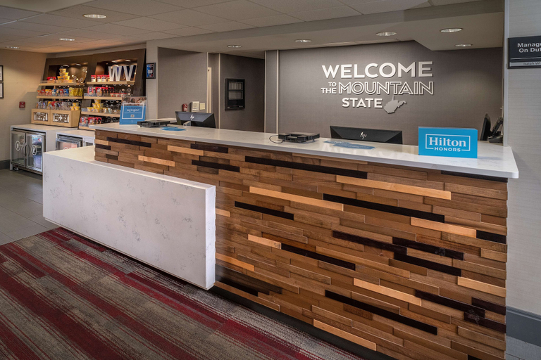 Others 5, Hampton Inn Charleston-Downtown, Kanawha