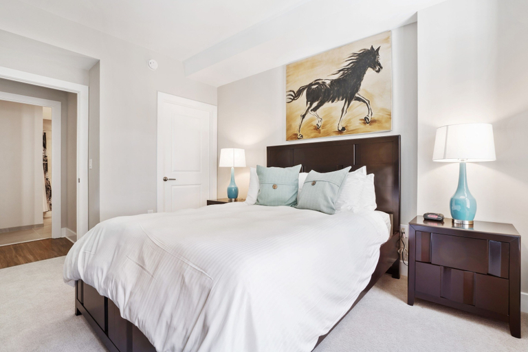 Bedroom 3, Bluebird Suites near Pentagon, Arlington