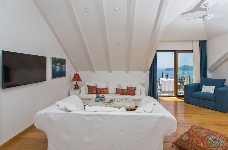 Others 5, Luxury Villa Dolce Vita with Pool, Pojezerje