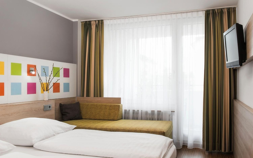 Bedroom 5, Hotel Tessin, München