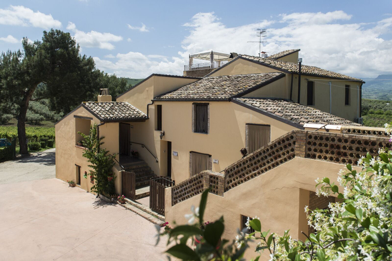 Exterior & Views 2, Masseria Ciavolich, Pescara
