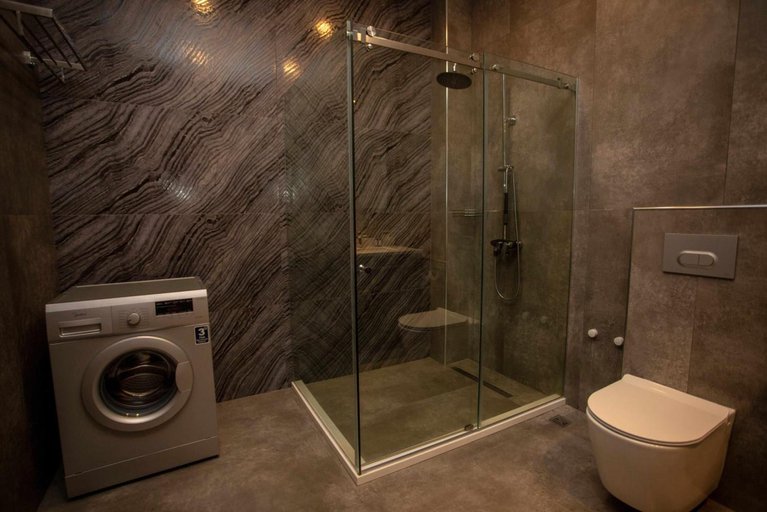 Bathroom 3, Gumbati Apart Hotel, Batumi