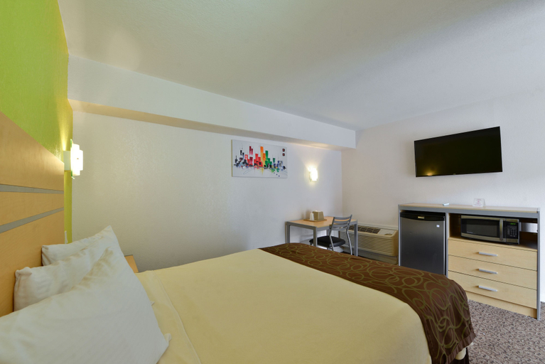 Bedroom 3, Inn at Jericho, Nassau