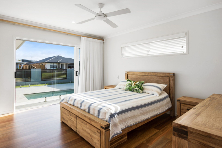 Others 3, Pet Friendly, new House Peregian Breeze Drive, Peregian Beach, Maroochy - Coastal North