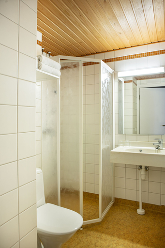 Bathroom 4, Lapland Hotels Riekonlinna, Lapland