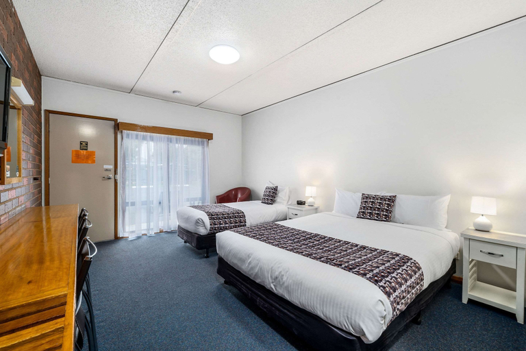 Bedroom 4, Comfort Inn Benalla, Benalla - Benalla