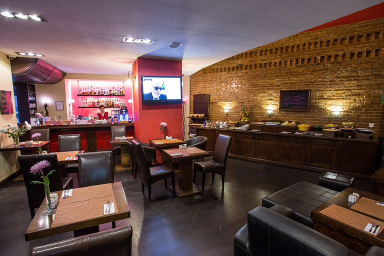 Food & Drinks 5, Hotel Moxa, Municipiul Bucuresti