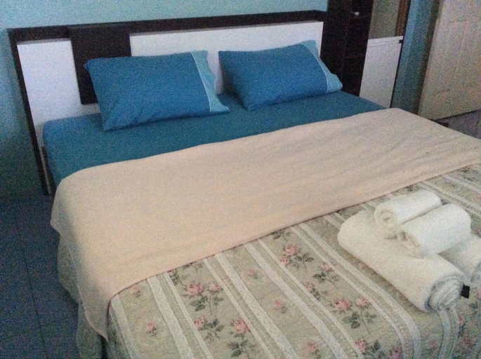 Bedroom 2, Chaleena Homestay, Muang Kanchanaburi