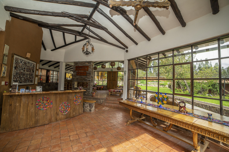 Food & Drinks 4, Andean Wings Valley, Urubamba