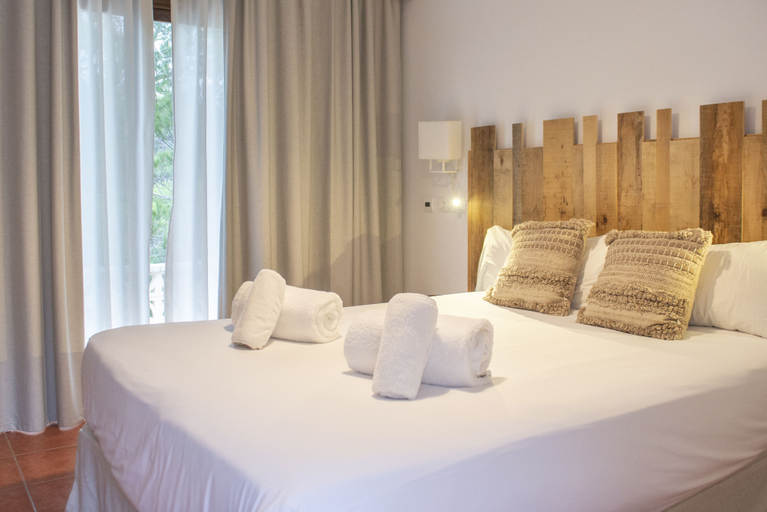 Bedroom 4, Hostal La Torre, Baleares