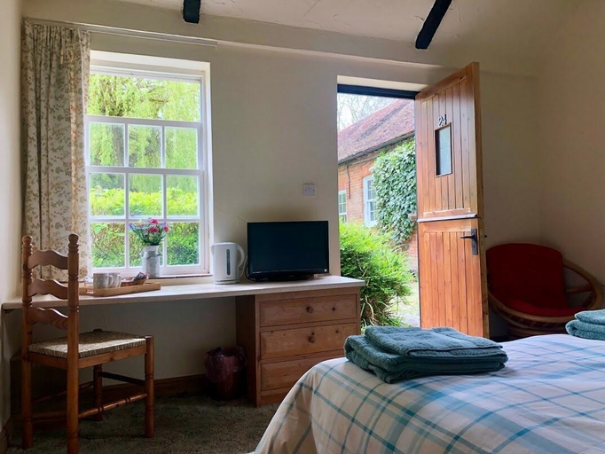 Bedroom 2, Beachborough Park, Kent