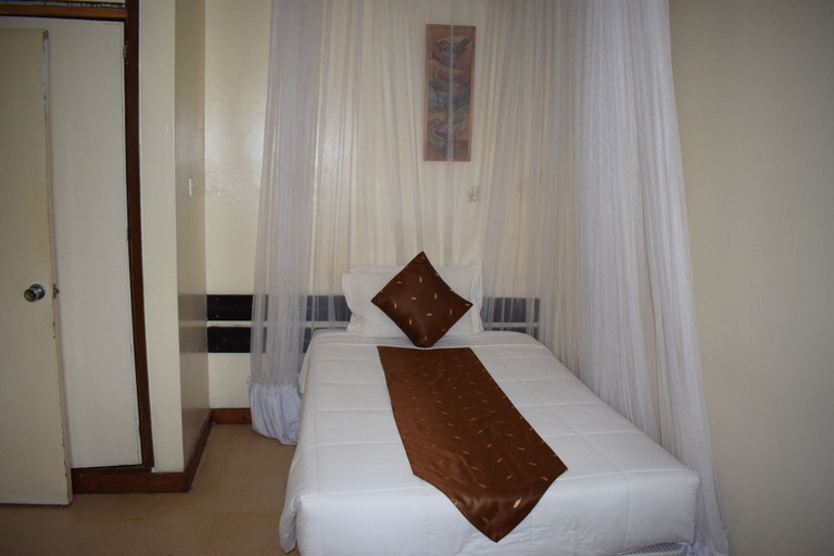 Bedroom 2, ARC Egerton Hotel, Njoro