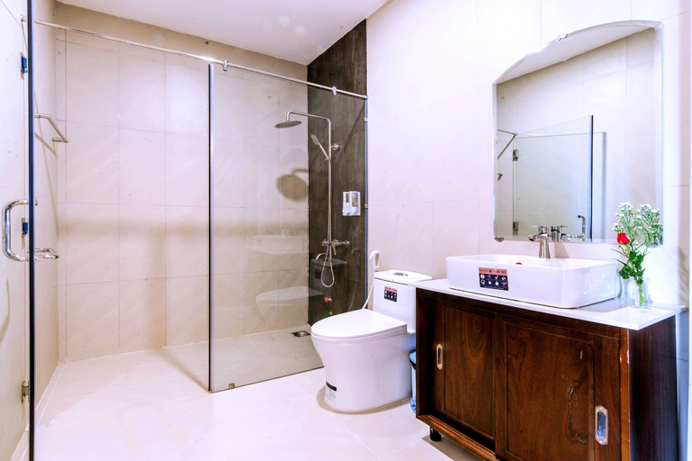 Bathroom 5, Thu Trang Beachfront Hotel, Vũng Tàu