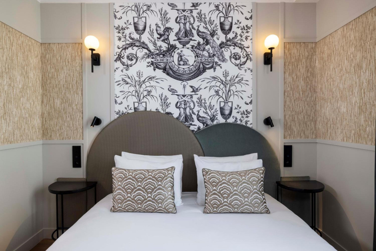 Bedroom 4, Grand Hotel Leveque, Paris