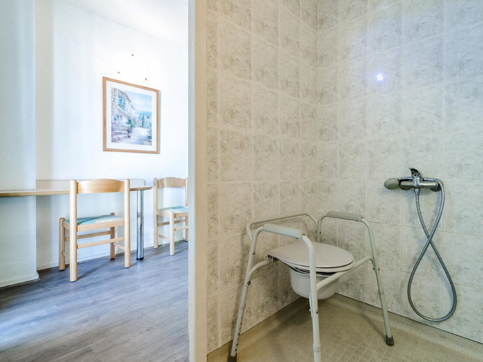 Bathroom 5, Hotel Agena, Hautes-Pyrénées