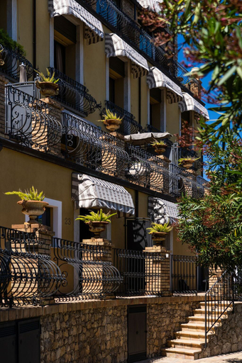 Exterior & Views 2, HOTEL VILLA CARLOTTA, Messina