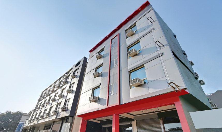 Exterior & Views 2, Treebo Resto- Near Lucknow Railway Station, Lucknow