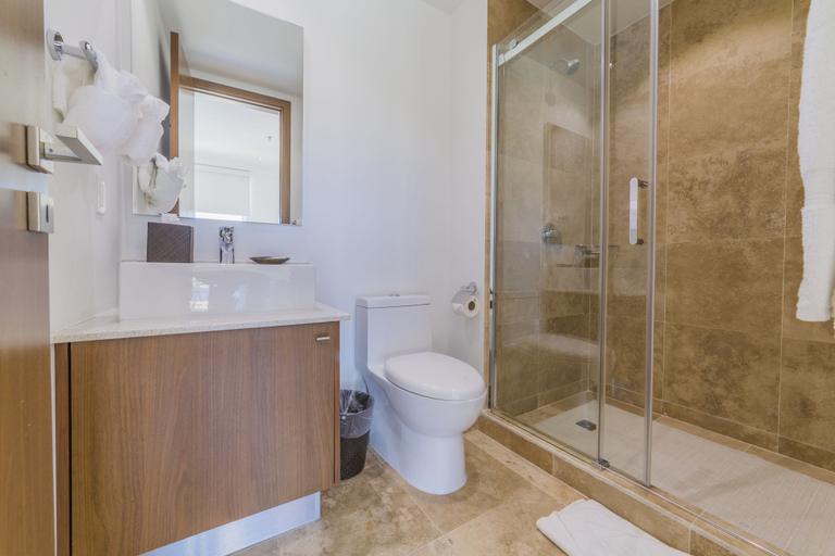 Bathroom 4, Blue Residences