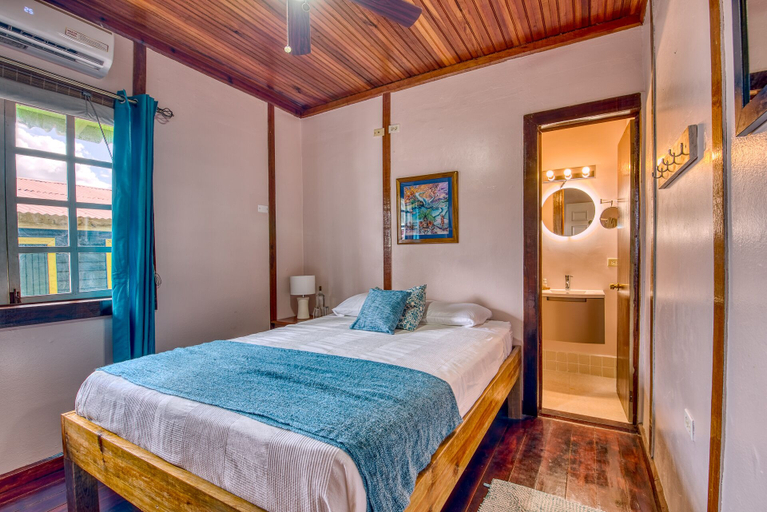 Bedroom 2, Lula's Bed & Breakfast, Bocas del Toro