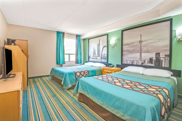 Bedroom 3, Super 8 by Wyndham Toronto East ON, Toronto