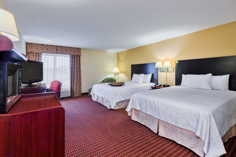 Bedroom 3, Hampton Inn Conyers, Rockdale