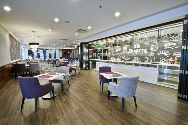 Food & Drinks 5, Ômage Hotel, Montreal Laval, a Tribute Portfolio Hotel, Laval