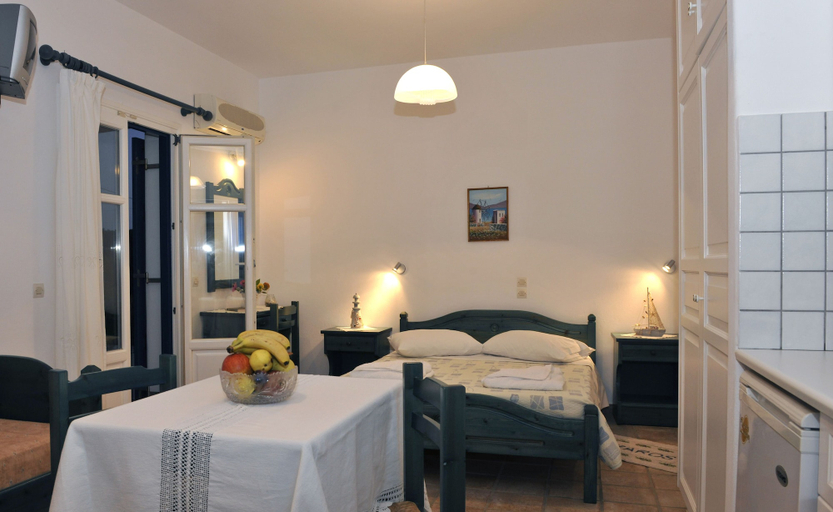 Bedroom 3, Golden Sand Paros, South Aegean