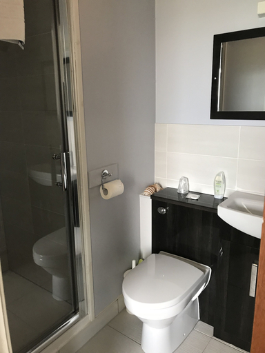 Bathroom 4, Fairways Lodge B&B, Argyll and Bute