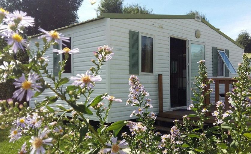 Exterior & Views 2, Camping des Platanes, Yonne