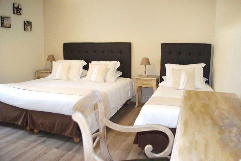 Bedroom 3, Le Magnan, Vaucluse
