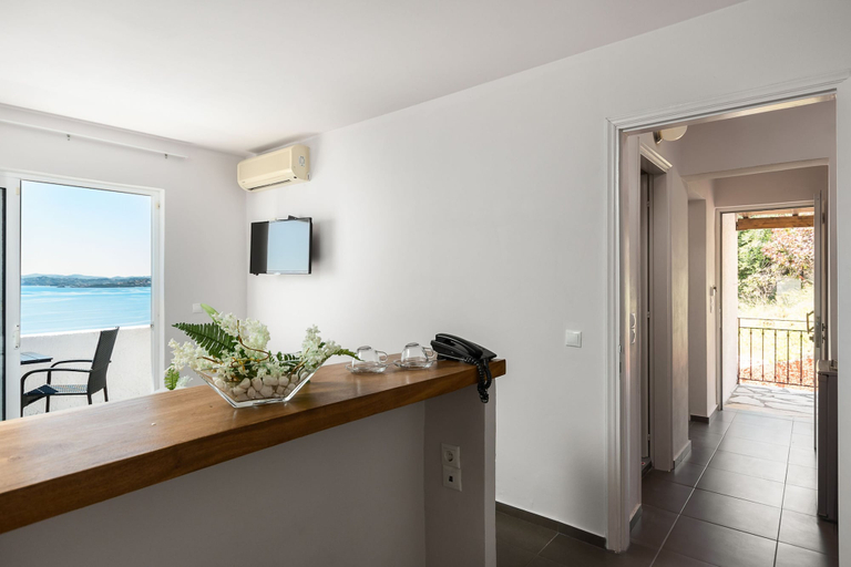 Bathroom 5, Pantokrator Hotel, Ionian Islands