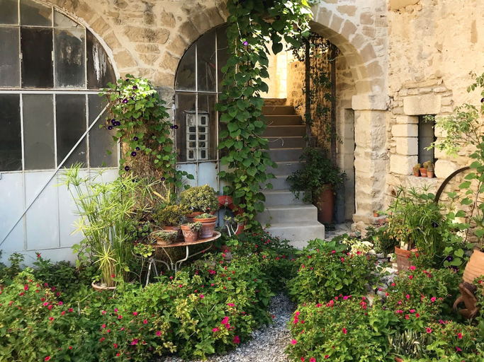 Exterior & Views 2, Les Toiles du 15, Gard