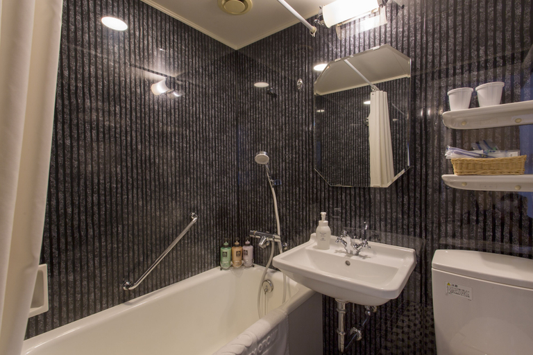 Bathroom 4, Hotel Monterey Ginza, Chūō