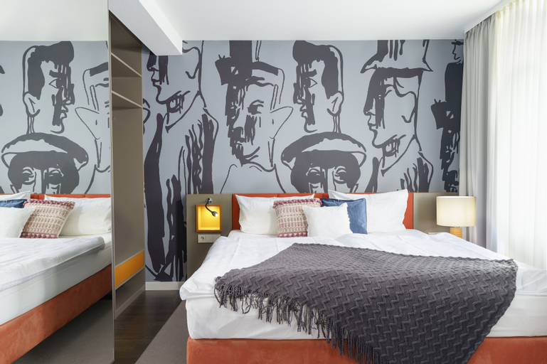 Bedroom 4, Tante ALMA’s Bonner Hotel, Bonn