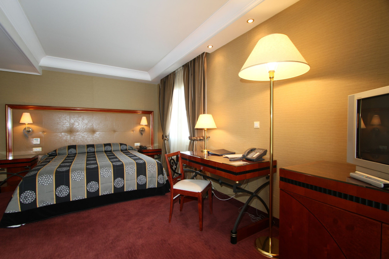 Bedroom 4, Piraeus Theoxenia Hotel, Attica