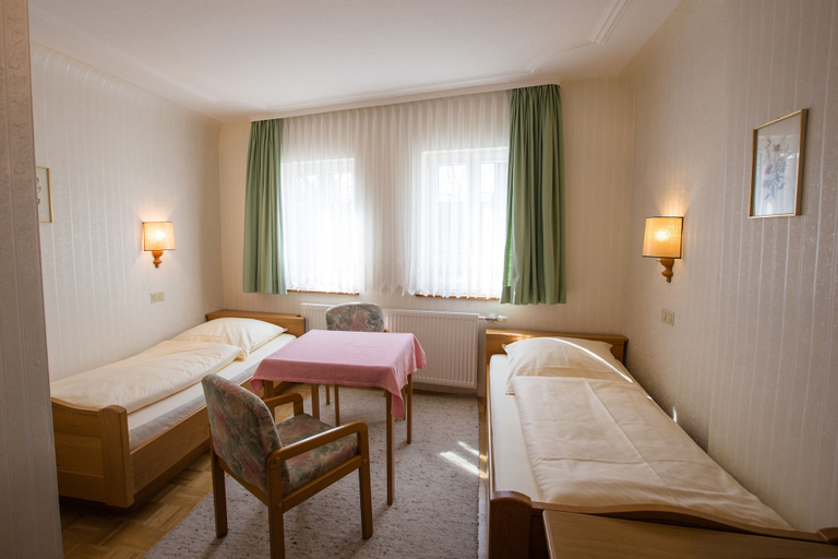 Bedroom 2, Hotel-Gasthof Goldener Greifen, Ansbach