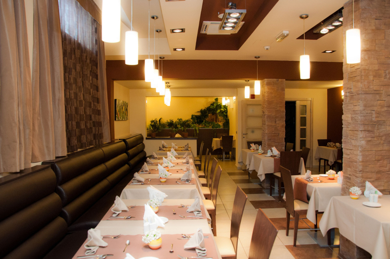 Food & Drinks 5, Vigor Hotel, Novi Sad