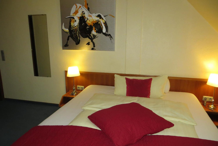 Bedroom 3, Burghotel Münzenberg, Wetteraukreis