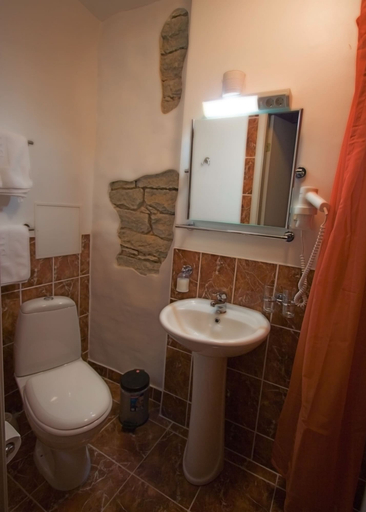 Bathroom 4, St. Olav Hotel, Tallinn