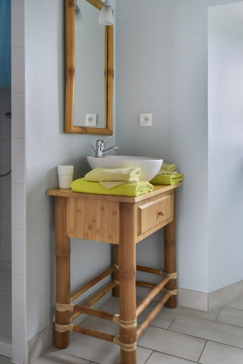 Bathroom 5, Domaine de Kerzuat - Chambres d'hôtes, Finistère