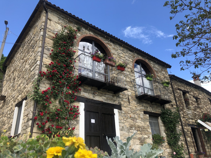 Exterior & Views 2, Cascina Bertolotto Wine Resort., Alessandria