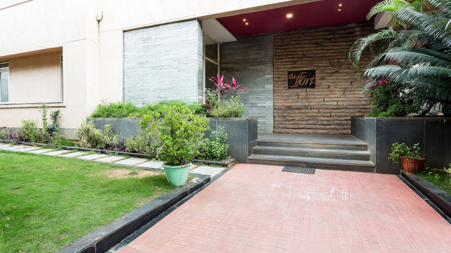 Exterior & Views 2, Treebo Fort Club, Hyderabad