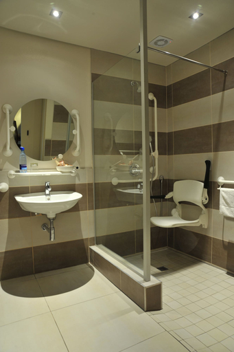 Bathroom 4, Hazyview Sun, Ehlanzeni