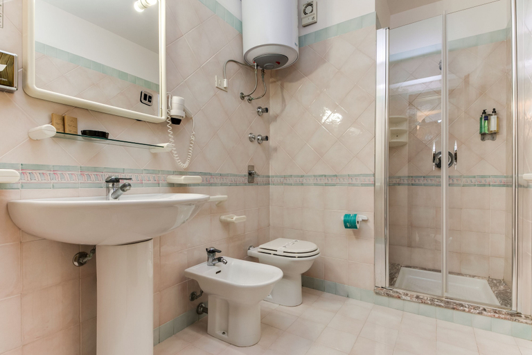 Bathroom 5, Phi Hotel La Tonnara di Bonagia, Trapani