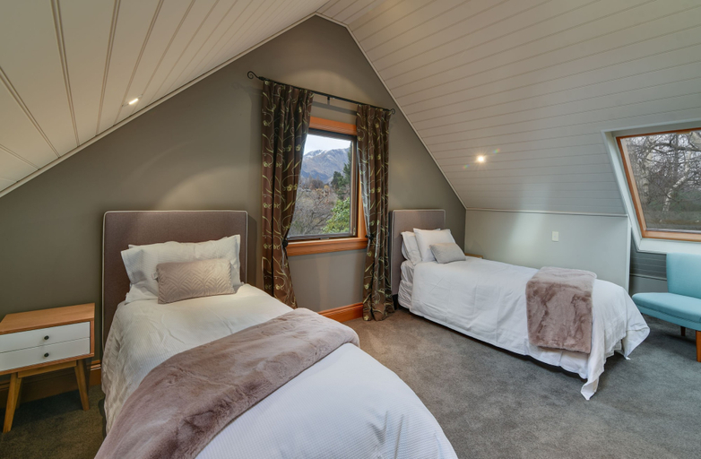 Bedroom 3, Manata Lodge, Queenstown-Lakes