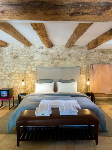 Bedroom 3, La Belugue, Vaucluse
